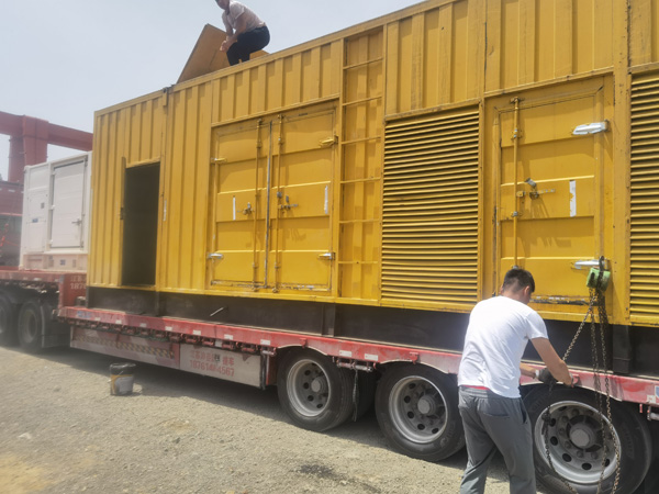濉溪发电机出租100KW发电机需要什么规格的电缆线？